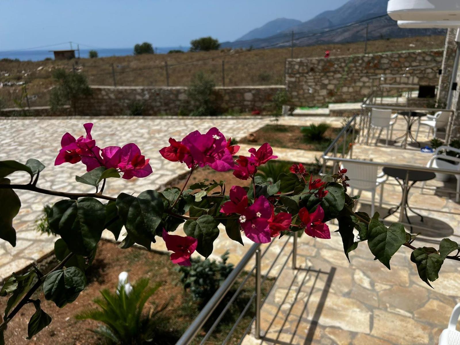 Noah'S Home Himare Exterior foto
